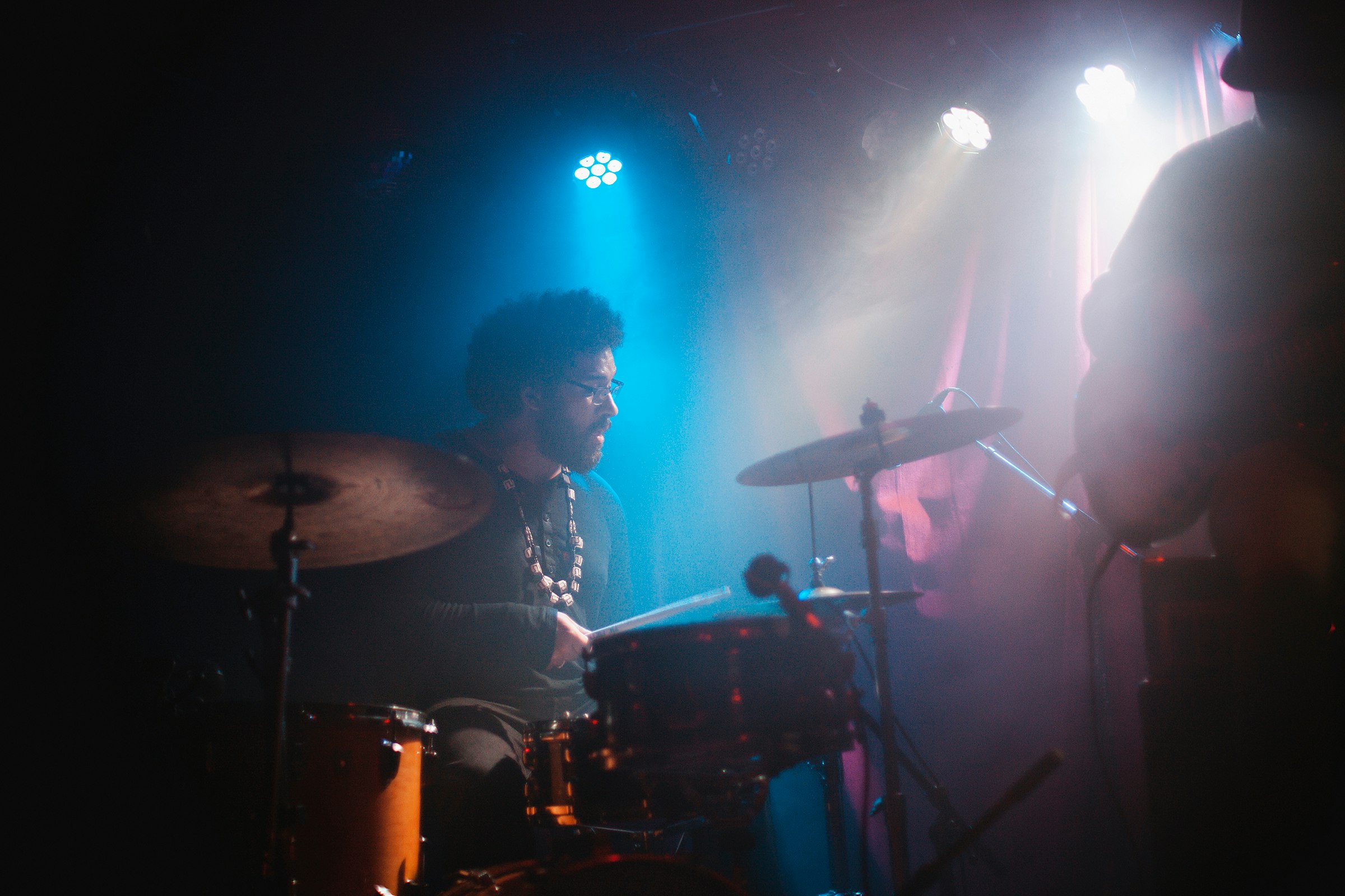 Makaya McCraven at Door No 3, Chicago, April 23, 2015. Photo by Victor Duarte.